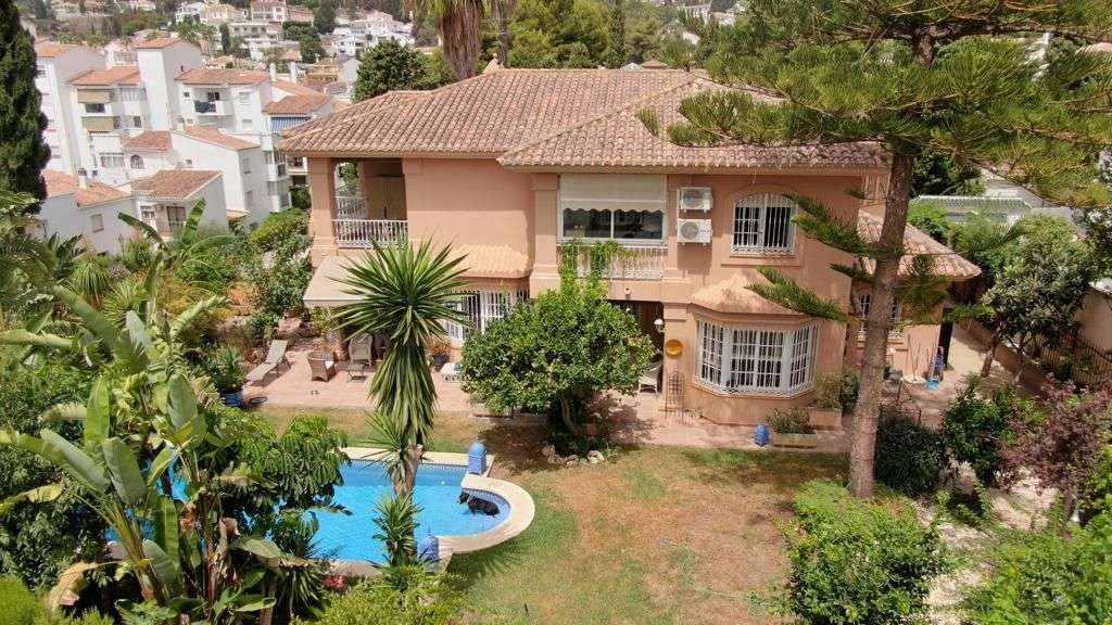 Villa with pool in Mijas