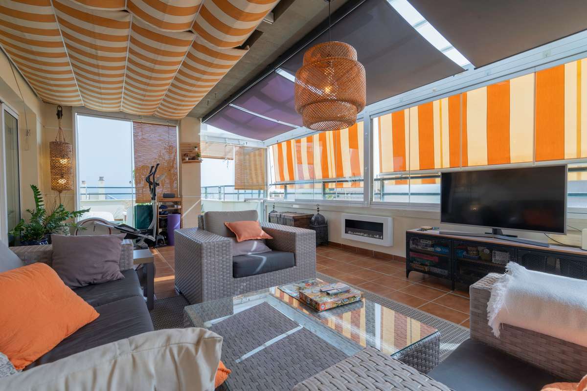 Penthouse with terrace in Torremolinos