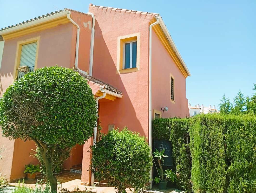 Semi-Detached Villa of 3 bedrooms