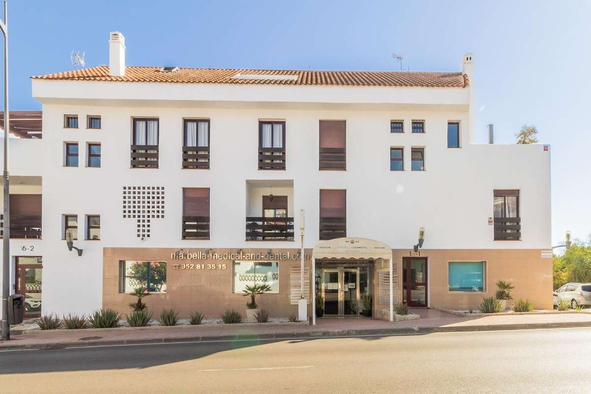 Commercial Premises of 10 bedrooms