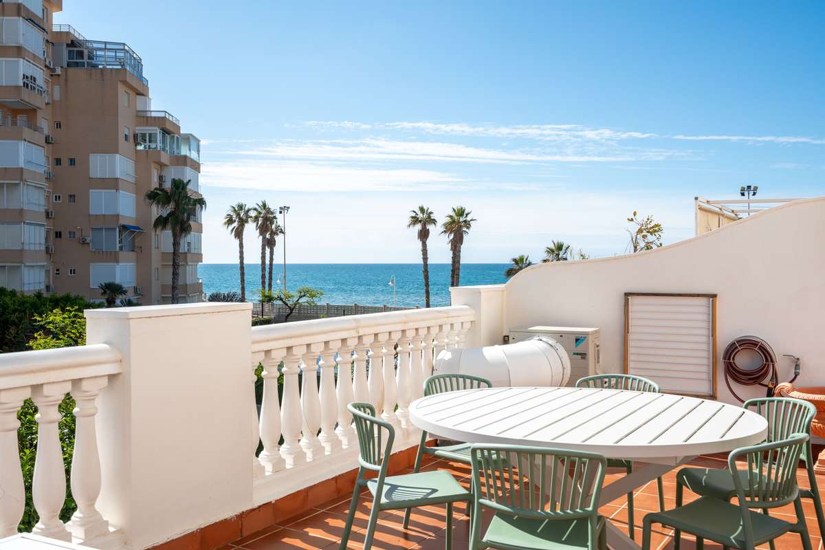 Apartment with terrace in Algarrobo