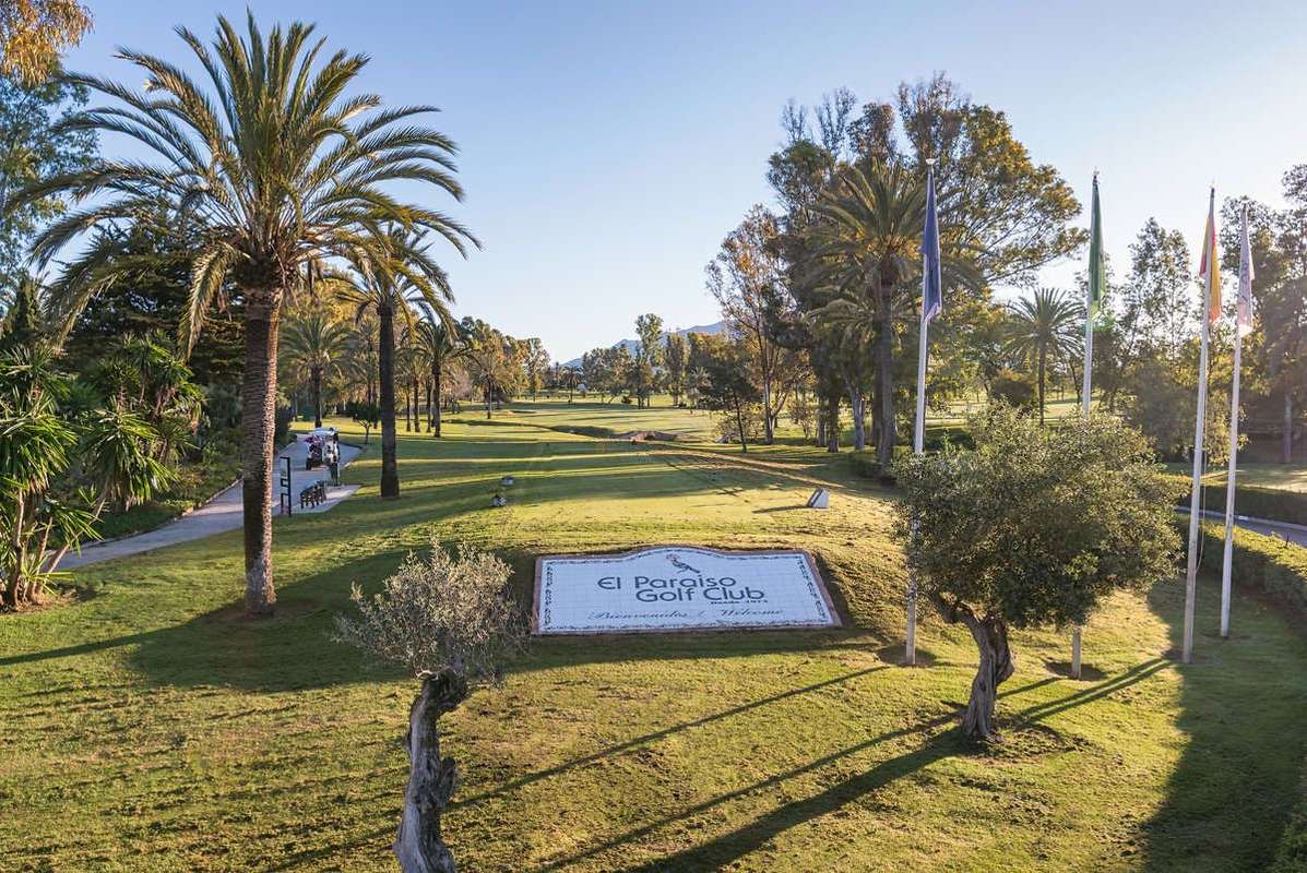Propiedad con vistas al mar en Estepona