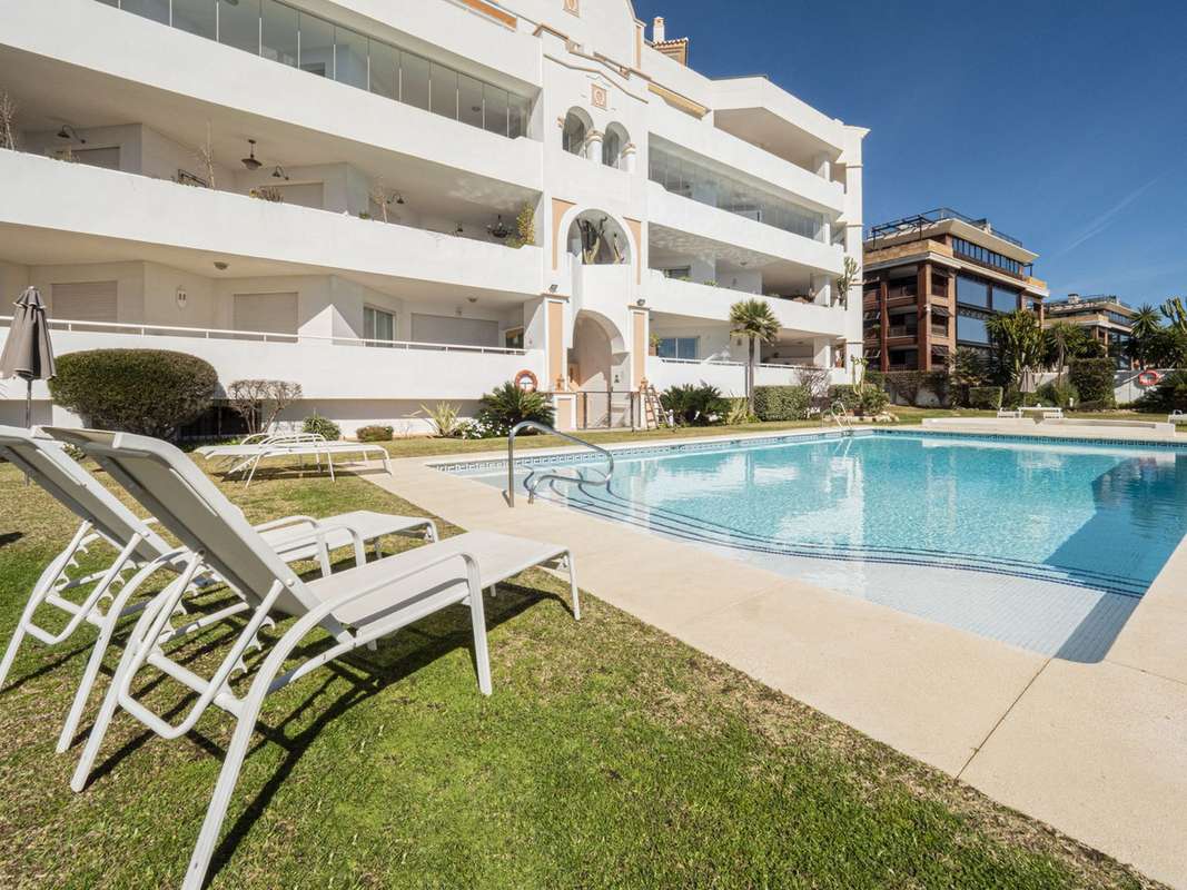 Apartamento en primera línea de playa en Marbella