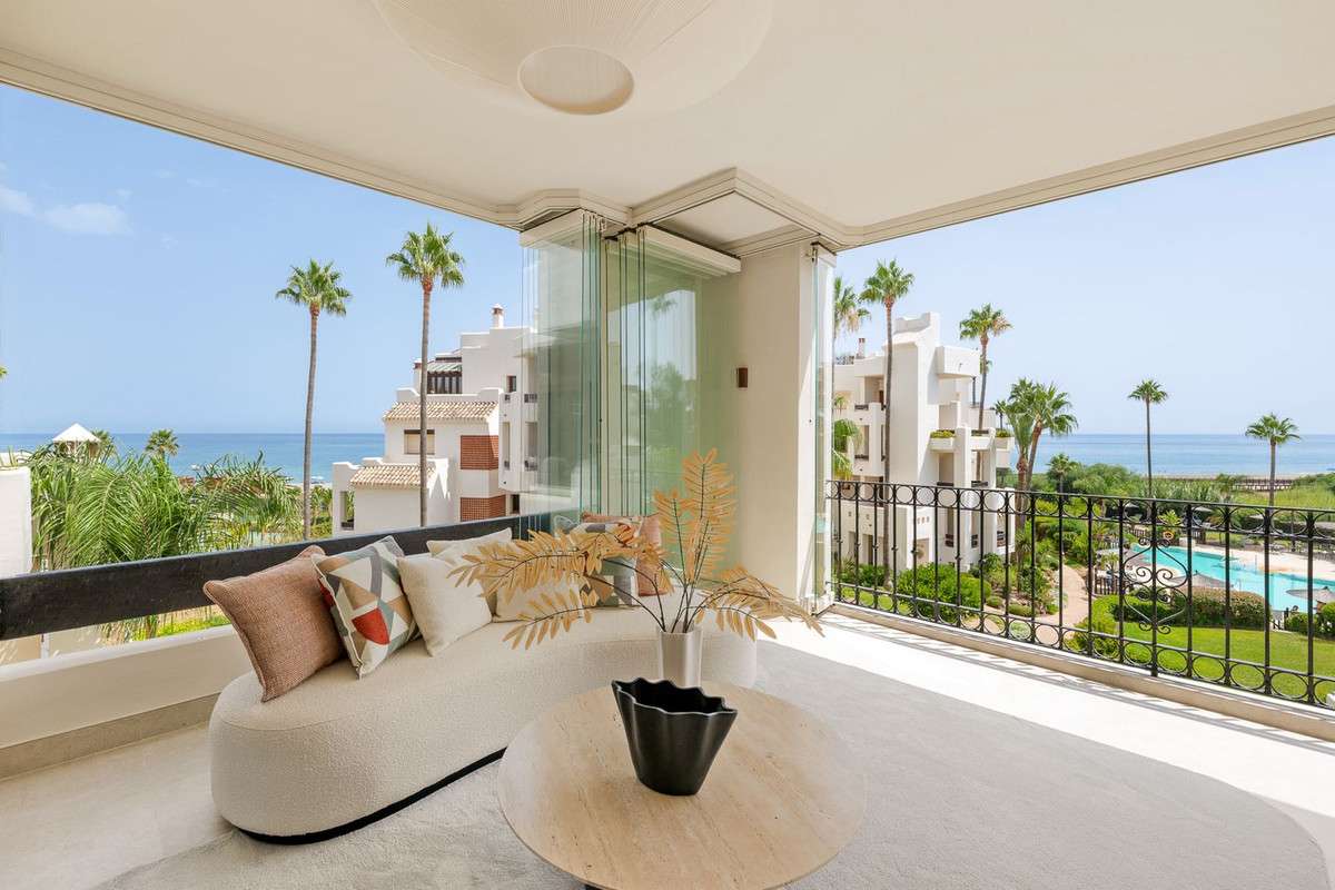 Apartamento con vistas al mar en Estepona