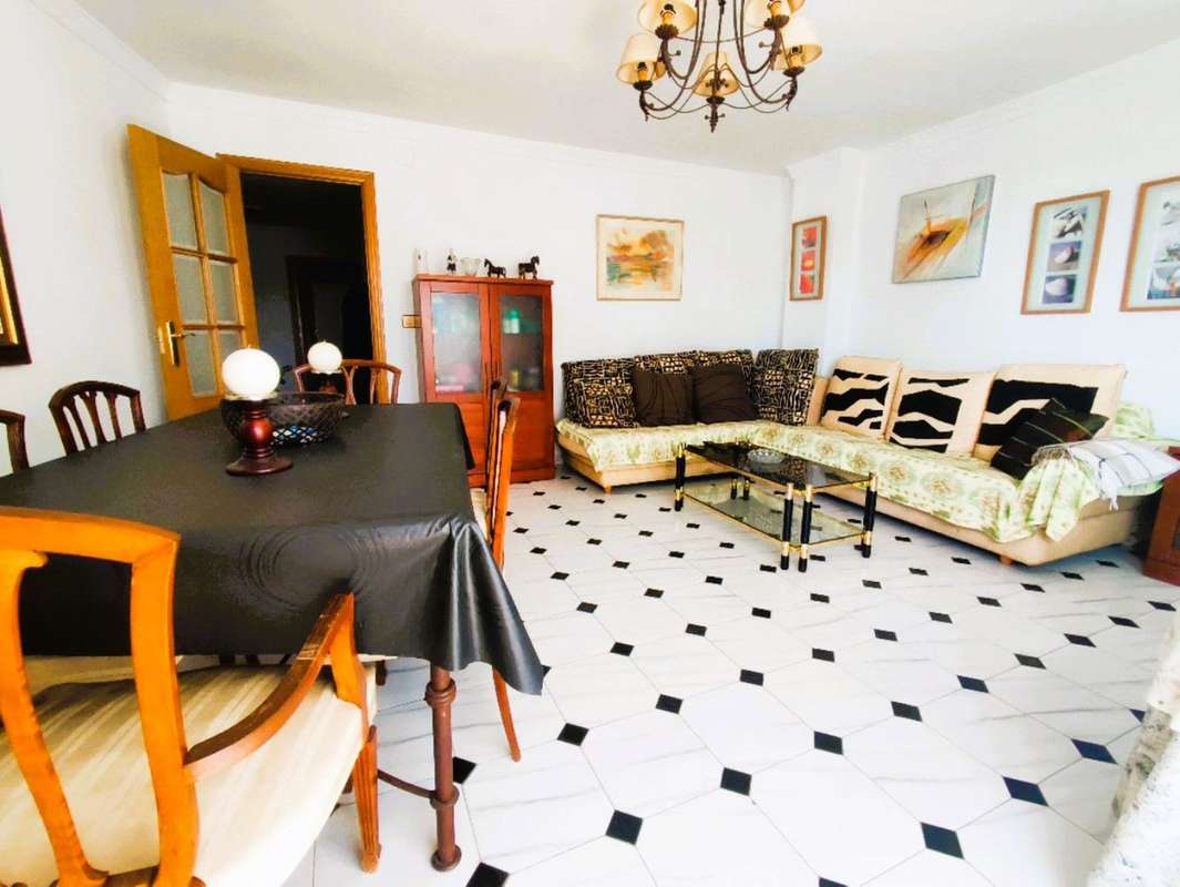 Middle Floor Apartment of 3 bedrooms in Fuengirola