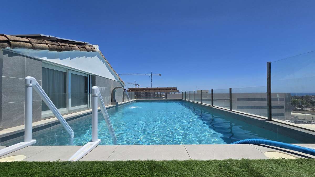 Apartment Complex of 9 bedrooms