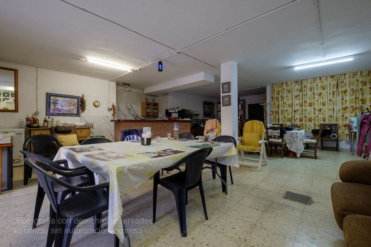 4-Schlafzimmer-Villa 342 m² San Pedro Alcantara, Spanien
