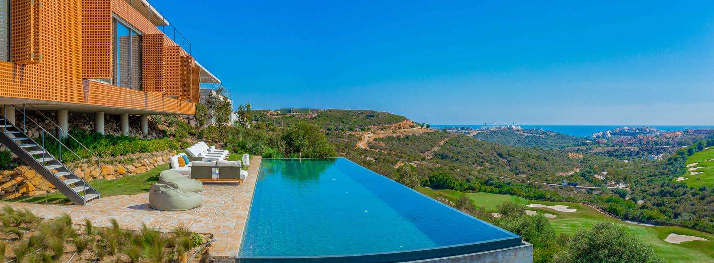 Detached Villa of 4 bedrooms