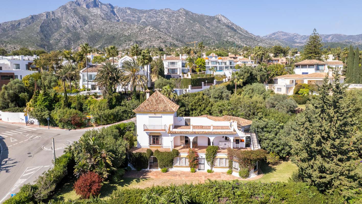 Villa con vistas al mar en Marbella
