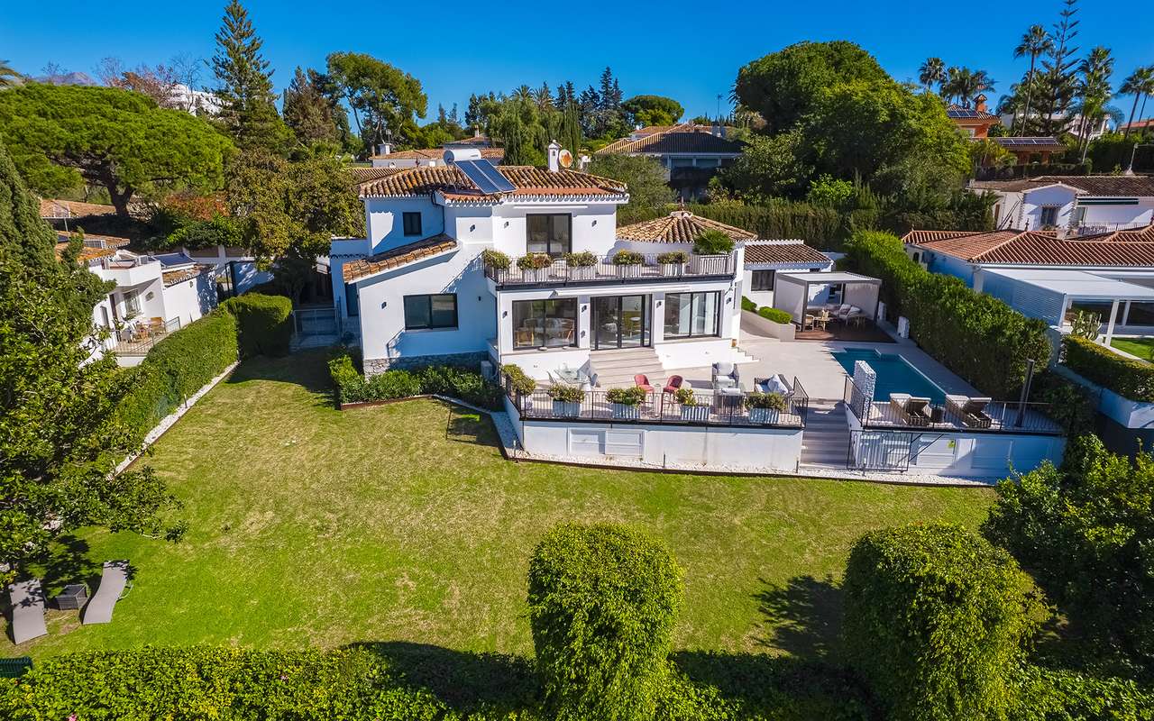 Detached Villa of 4 bedrooms