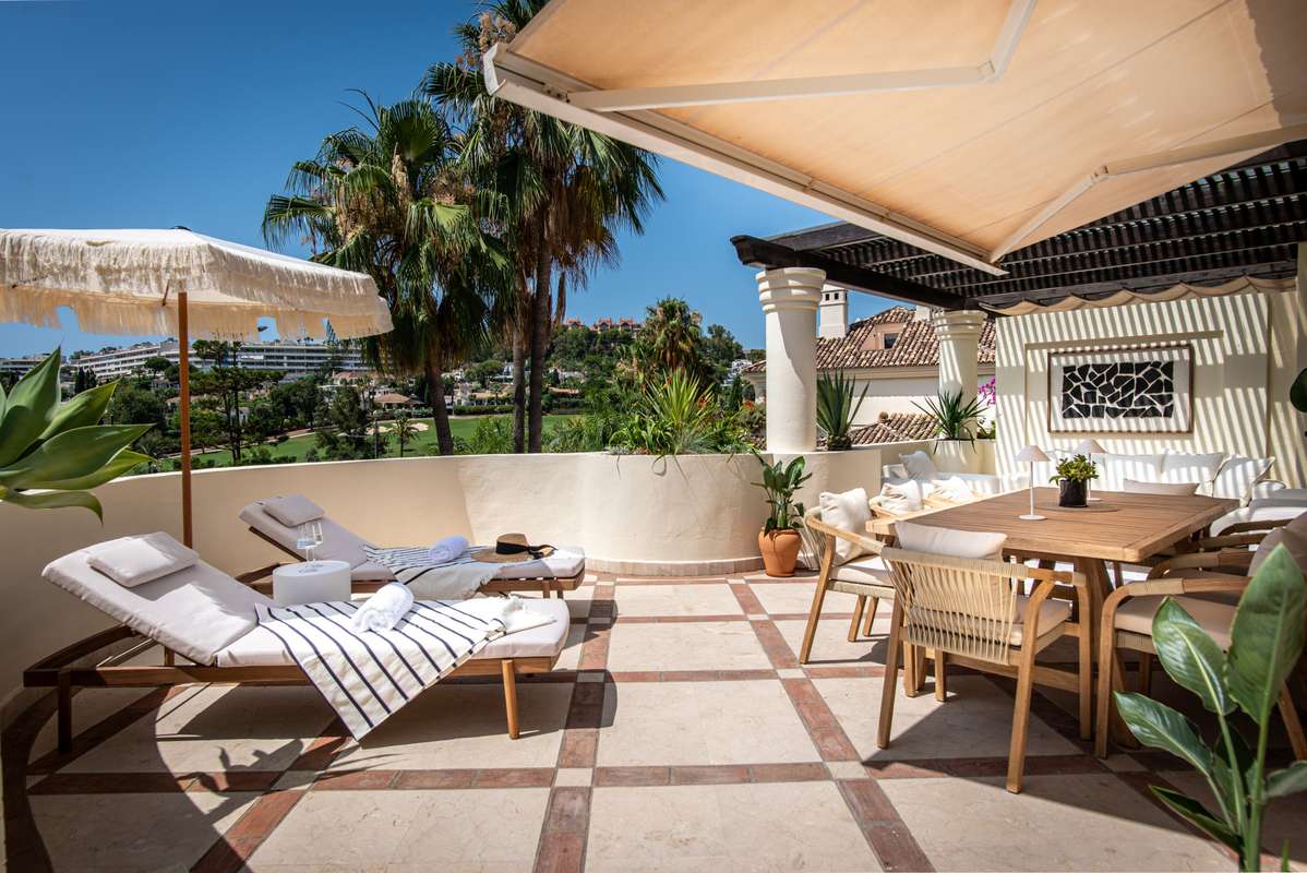 Duplex Penthouse of 3 bedrooms in Marbella