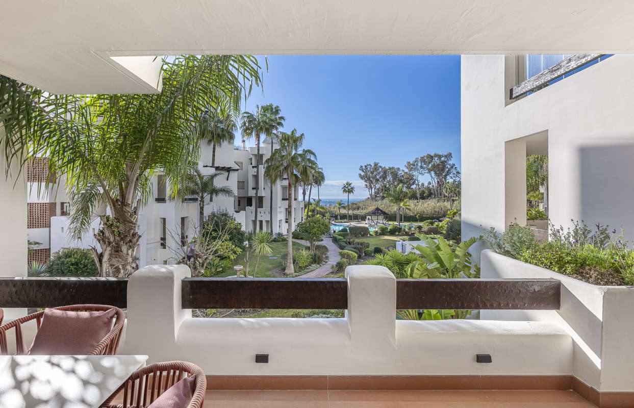 Apartamento en primera línea de playa en Estepona