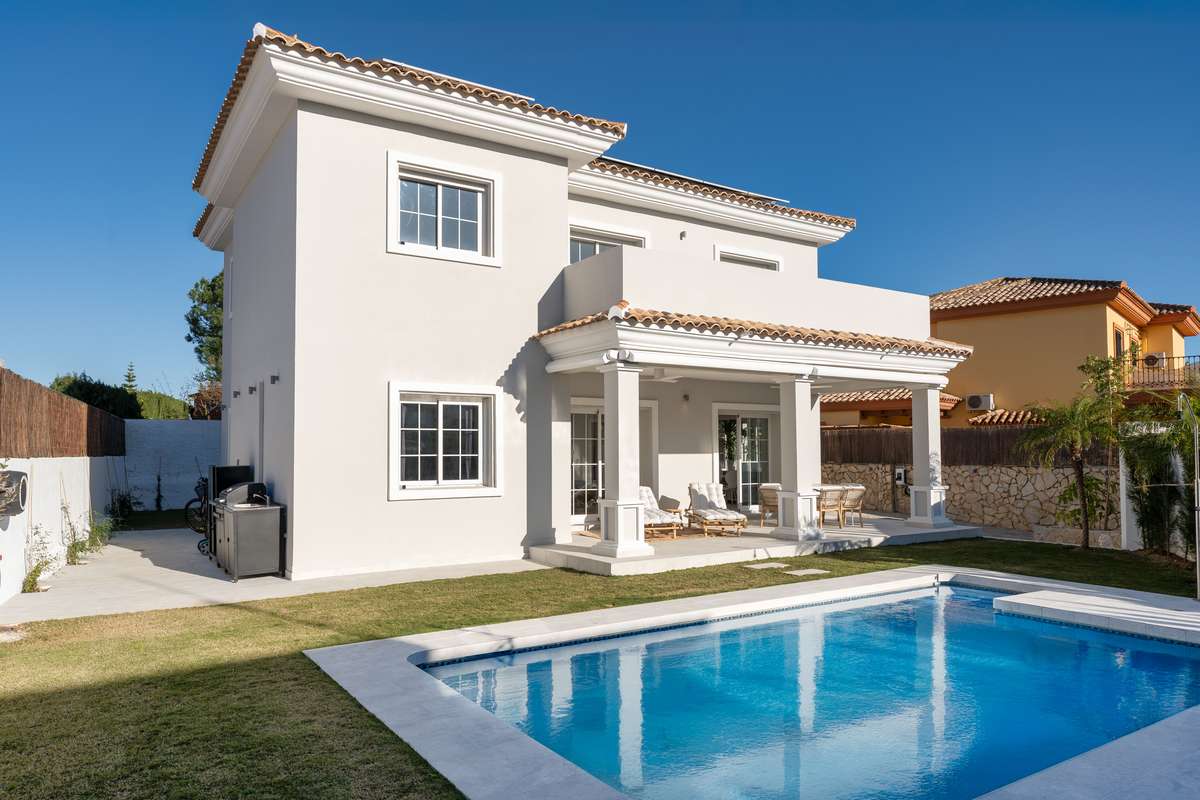 Townhouse with pool in Mijas
