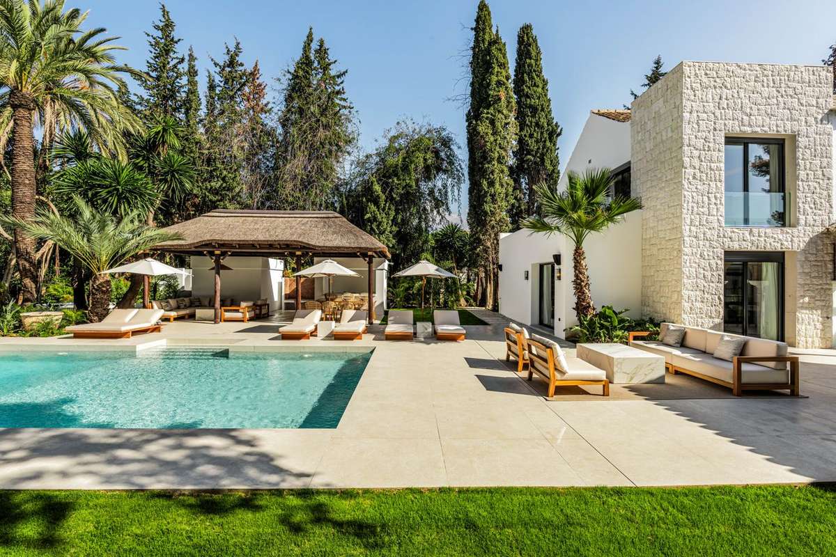 Detached Villa of 5 bedrooms