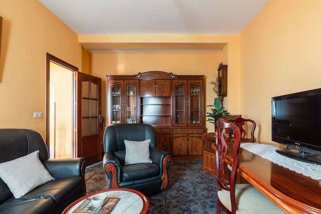 Apartment with patio in Mijas