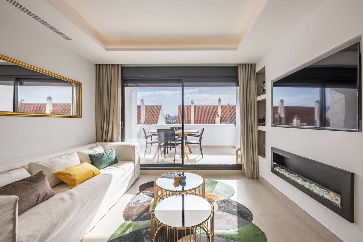 Apartment with fireplace in Marbella