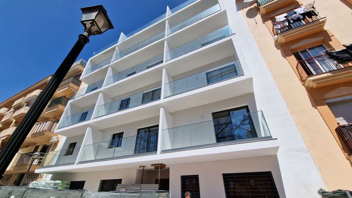 Apartment with parking in Fuengirola