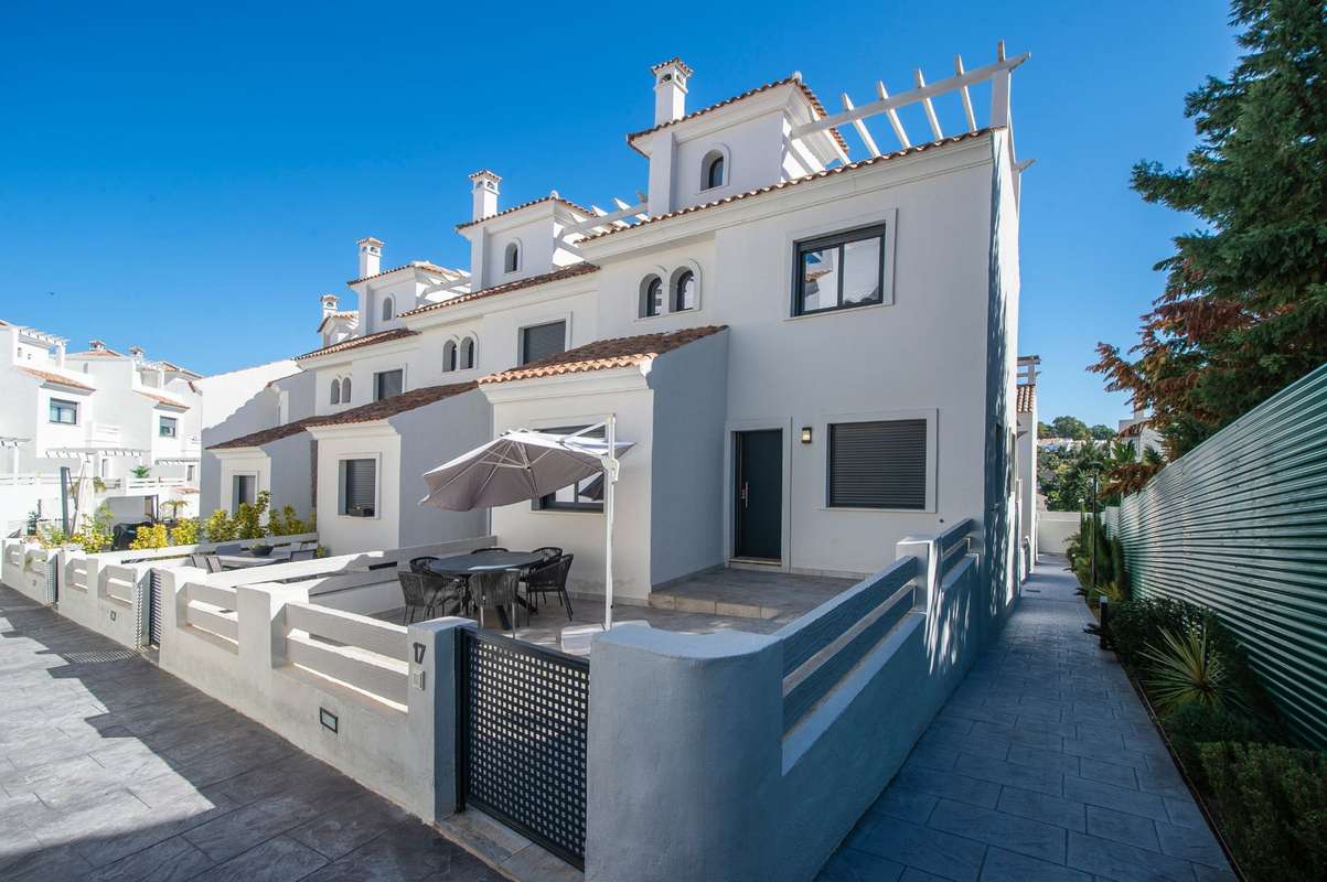 Exclusive Corner Townhouse in the Coveted El Campanario Urbanization, Estepona
