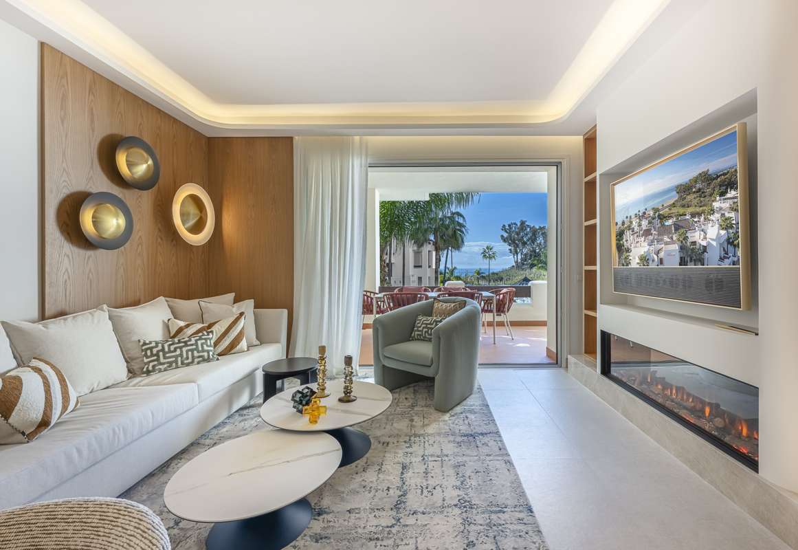 Apartamento con acceso directo a la playa en Estepona