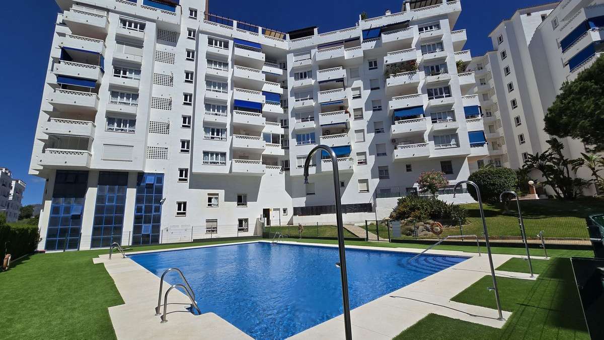 Apartamento con interiores luminosos en Marbella