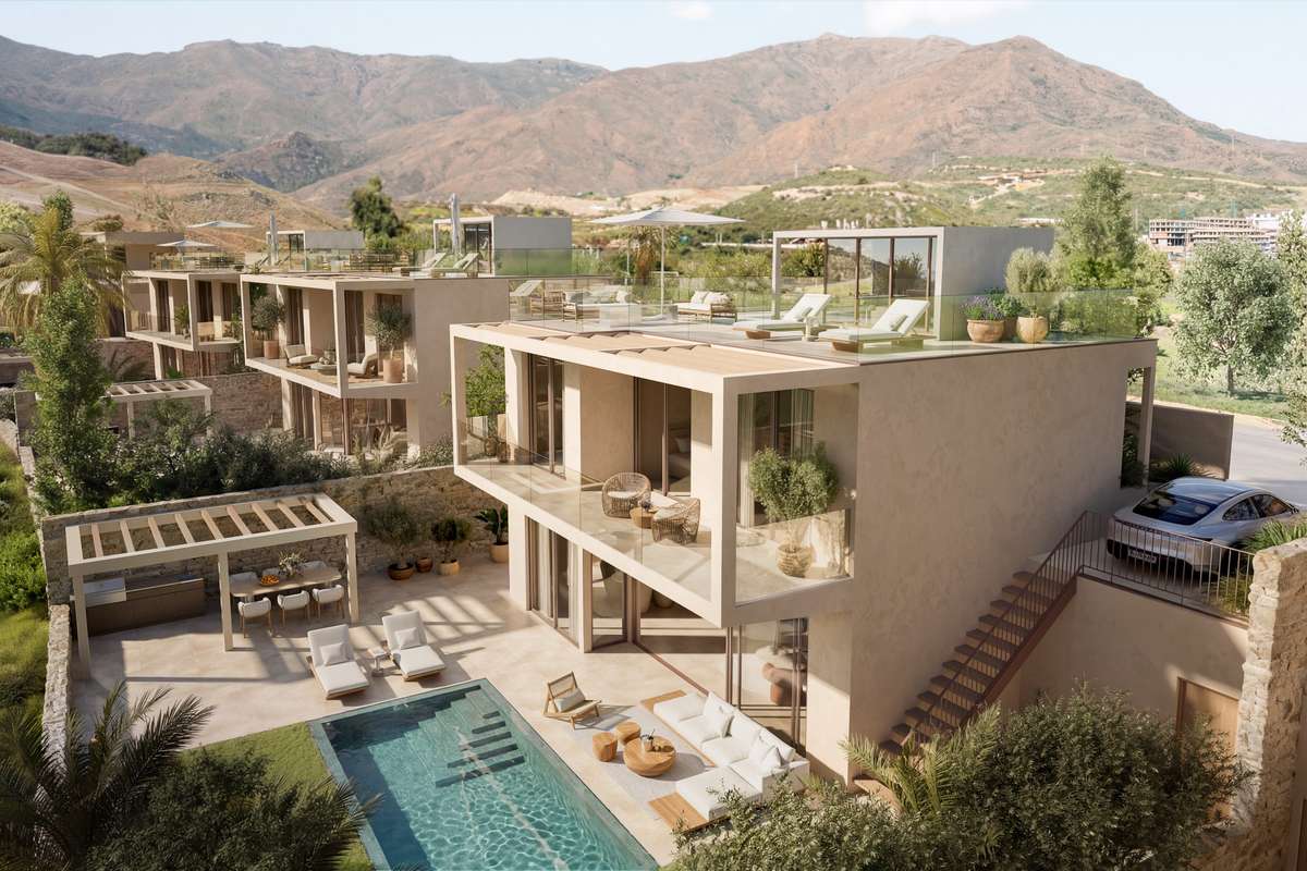 Golf view villa in Estepona
