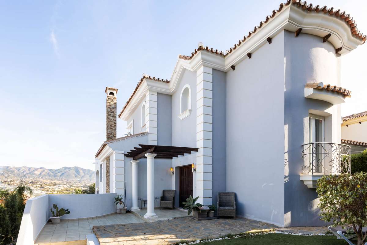 Townhouse on the golf course in Mijas