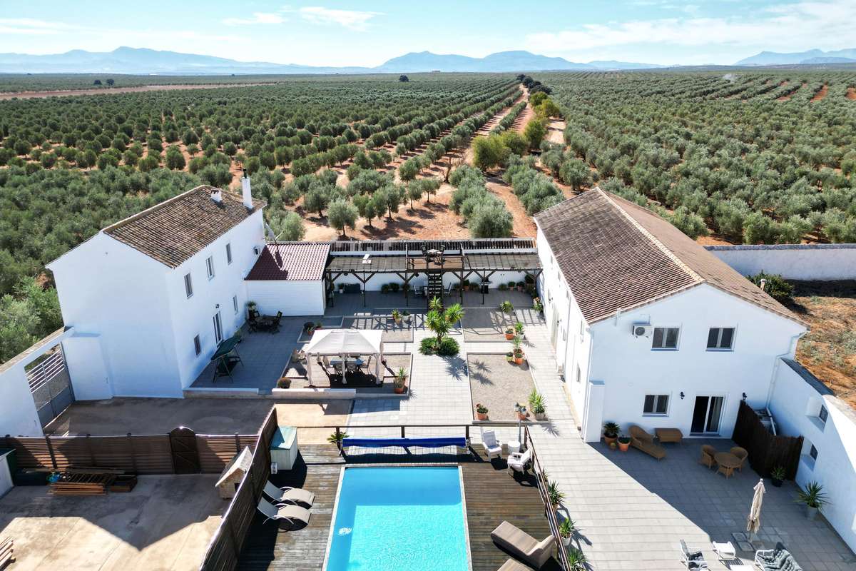 Villa con piscina en Sierra de Yeguas
