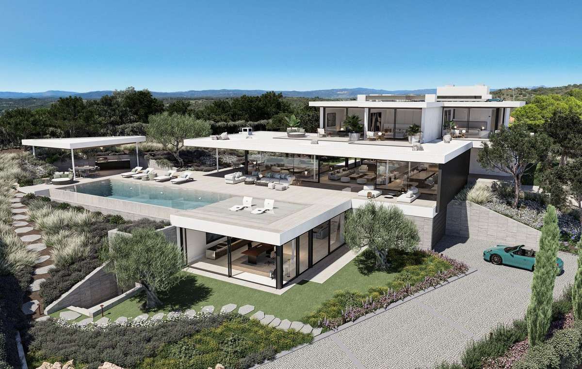 Detached Villa of 4 bedrooms