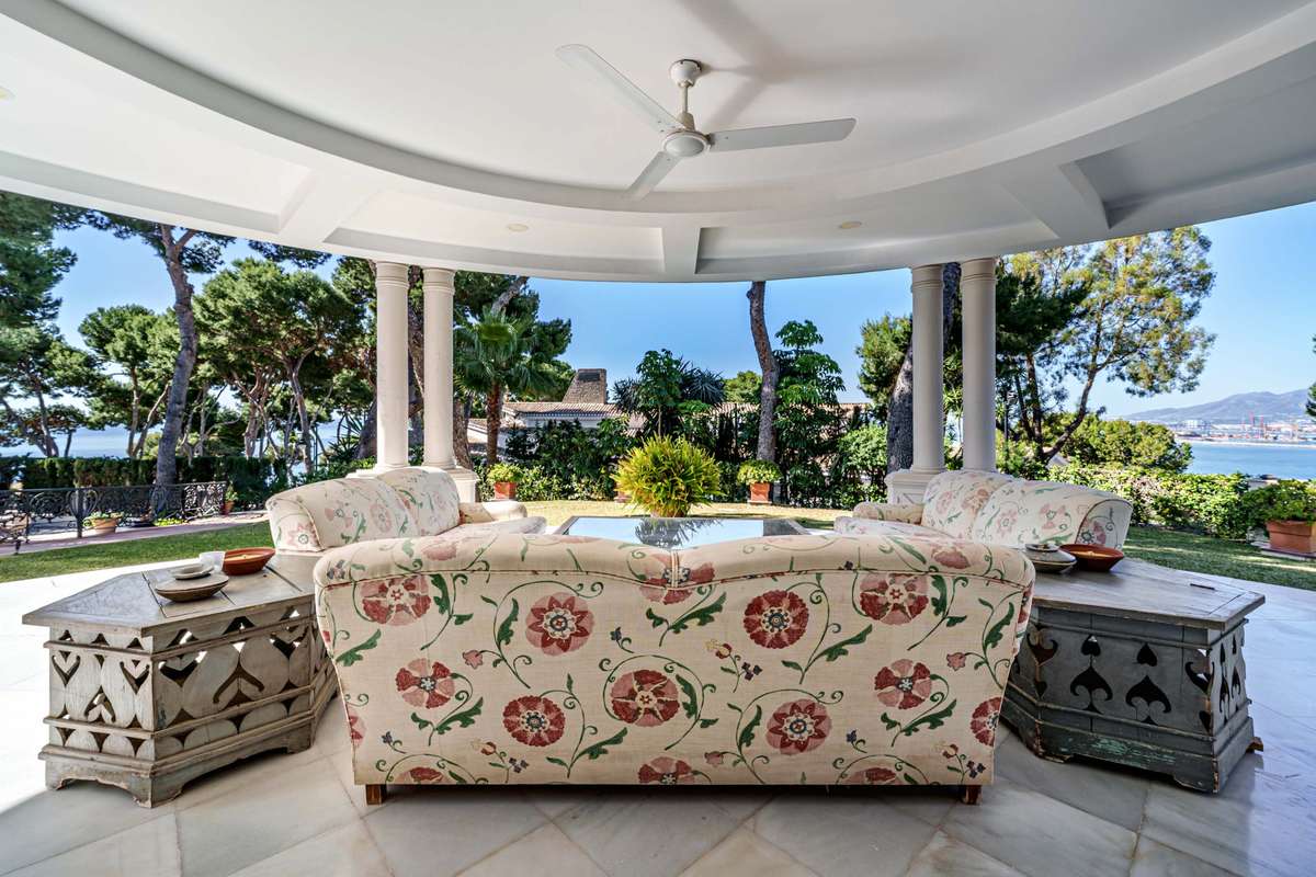 Villa with sea view in Malaga