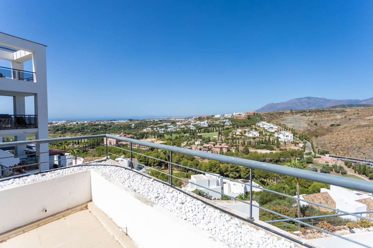Apartment of 2 bedrooms in Estepona