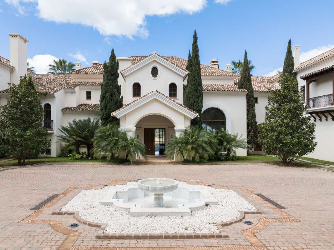 Villa con vistas al mar en Benahavís