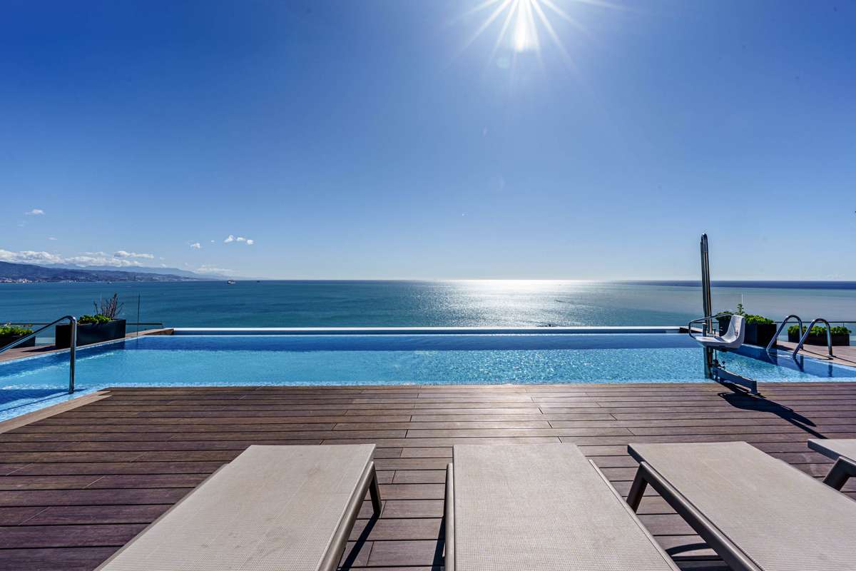 Beachfront apartment in Malaga