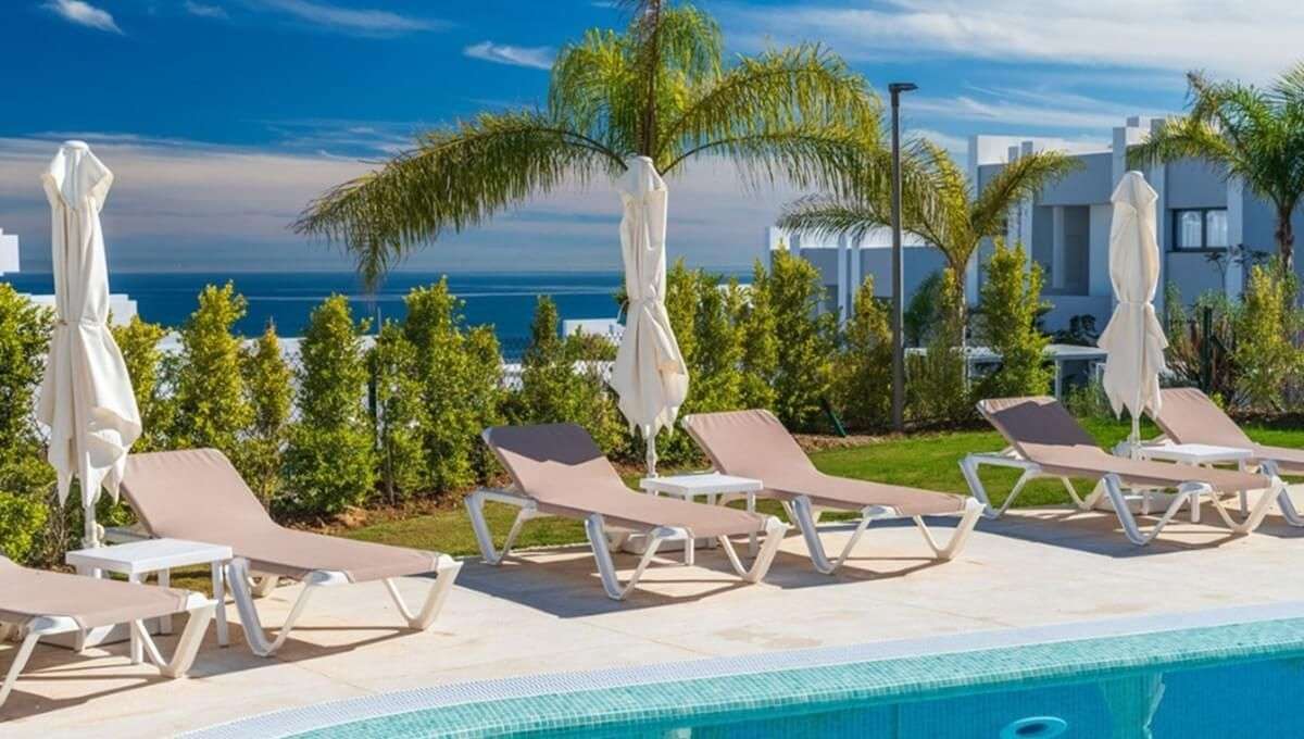 Modern Sea View Apartment in Pure South, La Duquesa – Contemporary Living on the Costa del Sol