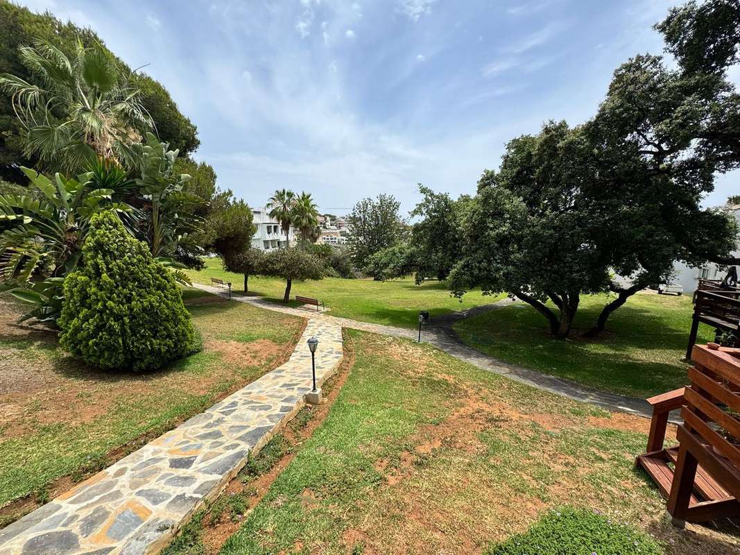 Casa adosada con hermosas vistas en Marbella