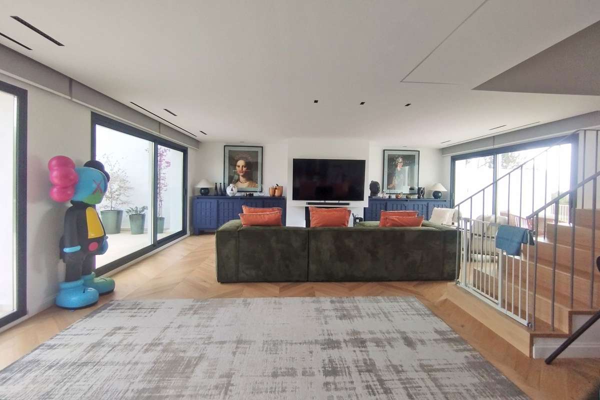Property with sea view in Marbella