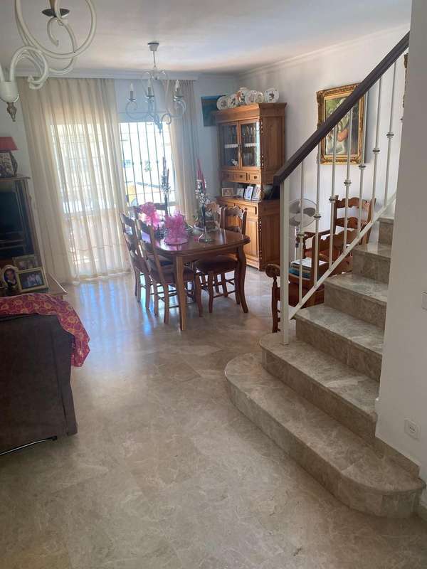 Semi-Detached House of 6 bedrooms in Marbella