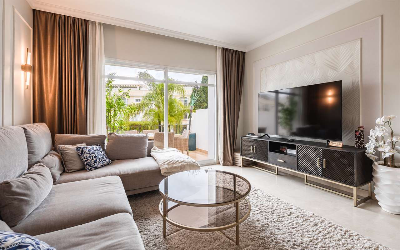 Apartamento con terraza en Marbella