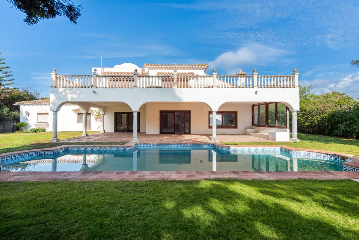 Detached Villa of 4 bedrooms