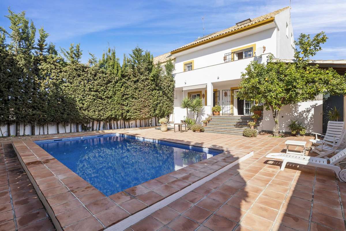 Townhouse with country view in Marbella