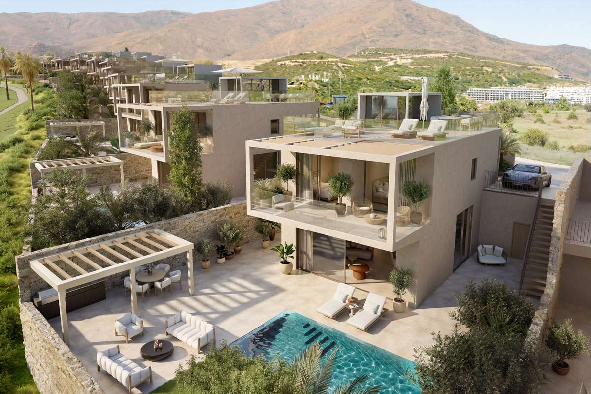Golf view villa in Estepona
