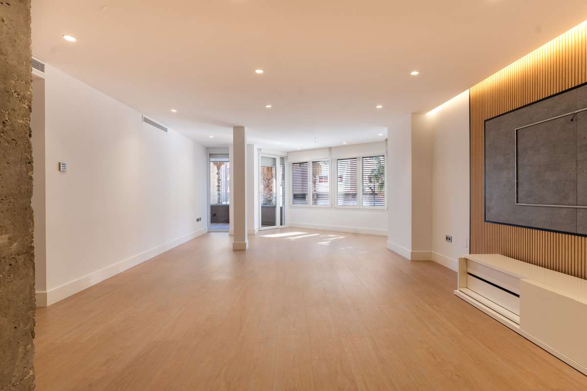 Apartment with natural light in Malaga