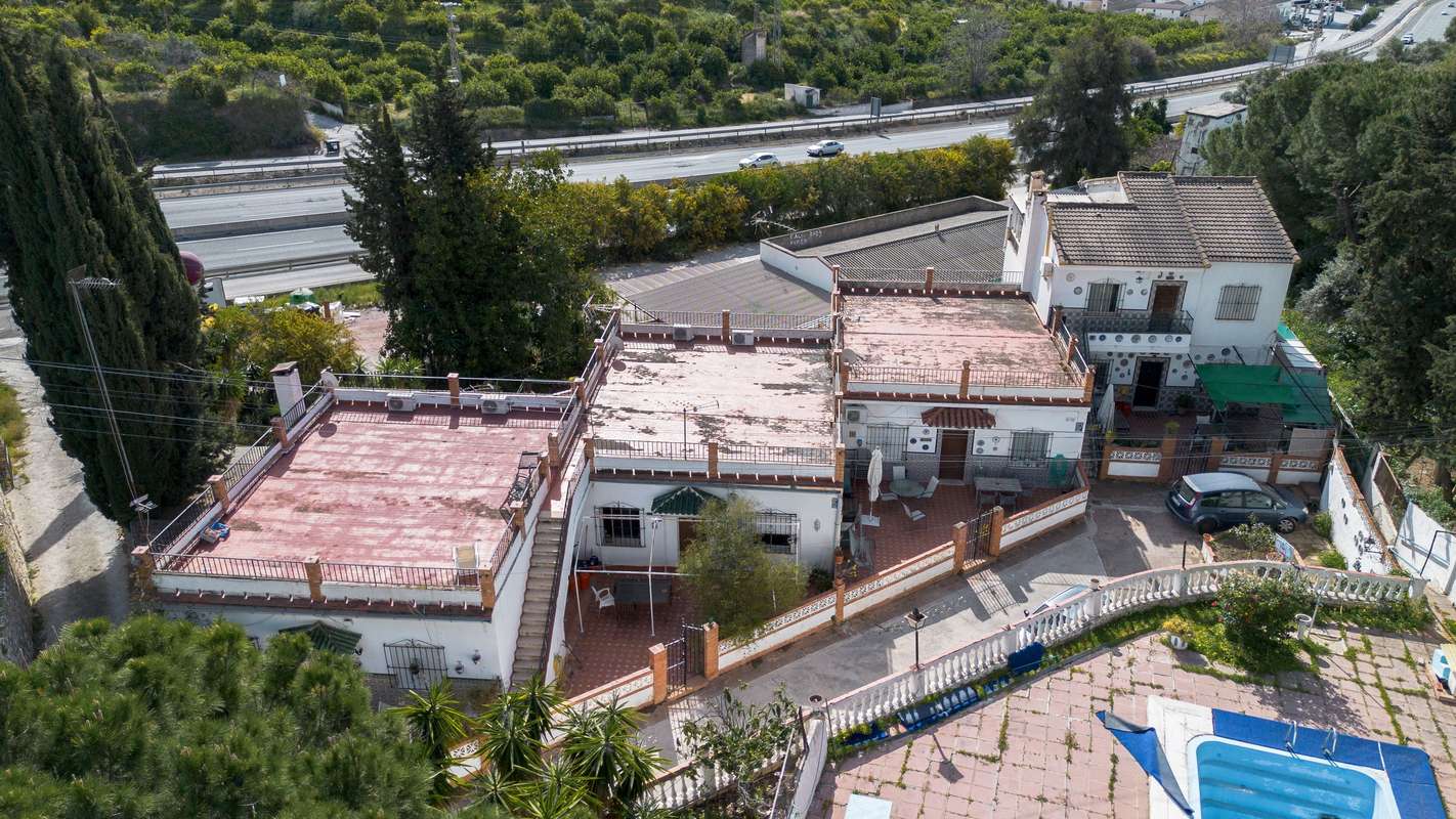 Townhouse with potential in Malaga