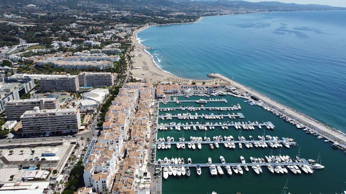 Apartamento con vistas al mar en Marbella