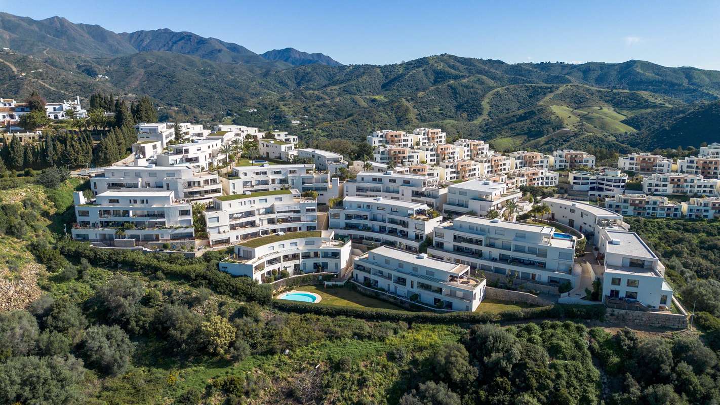 Sea view penthouse in Marbella
