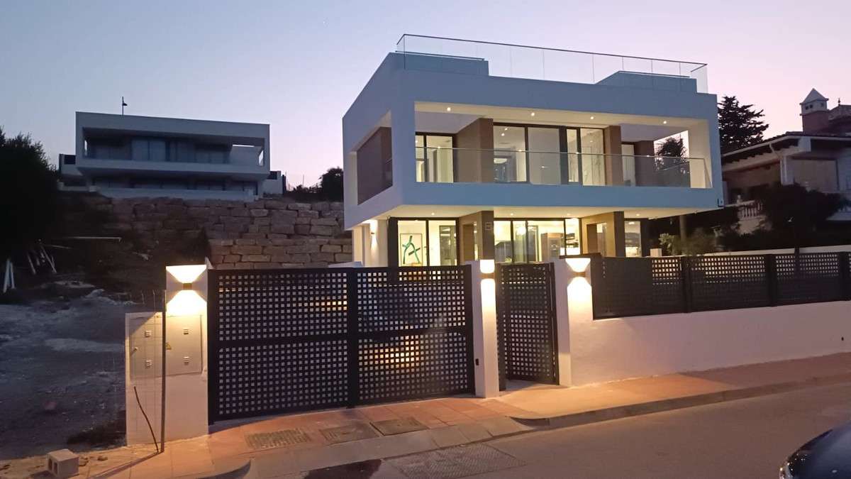 Villa con vistas al mar en Estepona