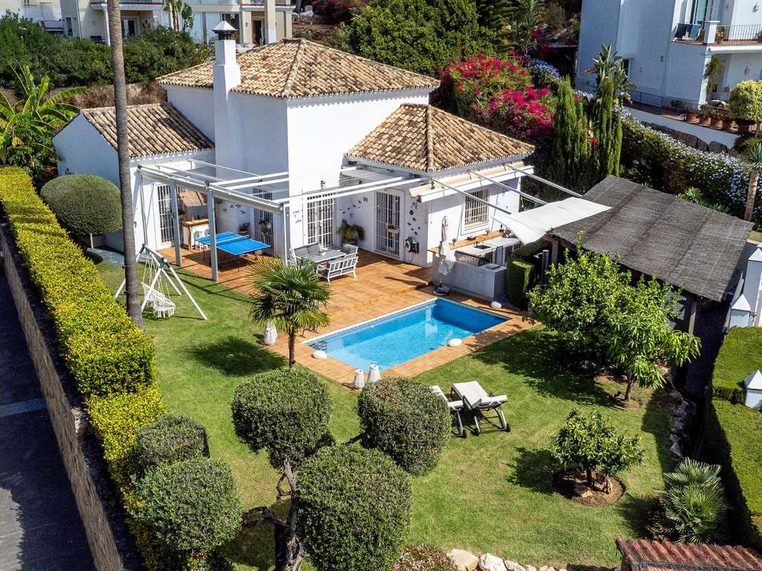 Villa with privacy in Istán