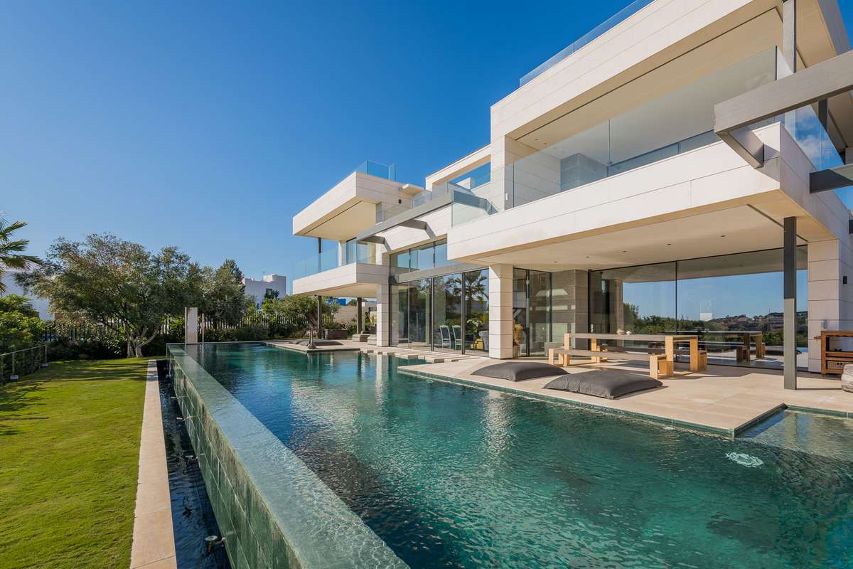 Villa con vistas al mar en Marbella