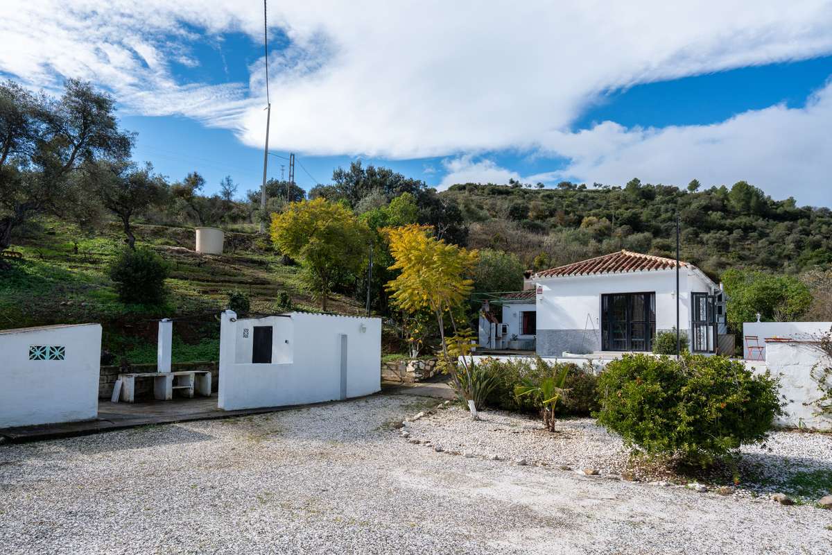 Finca - Cortijo of 3 bedrooms
